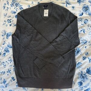J. Crew Men’s V-Neck Merino Wool Blend Sweater in Charcoal Size XL